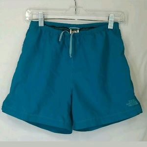 WOMEN'S THE NORTH FACE NYLON HIKING SHORTS